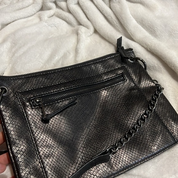 Black Snake skin pu leather cross body bag - Picture 8 of 10